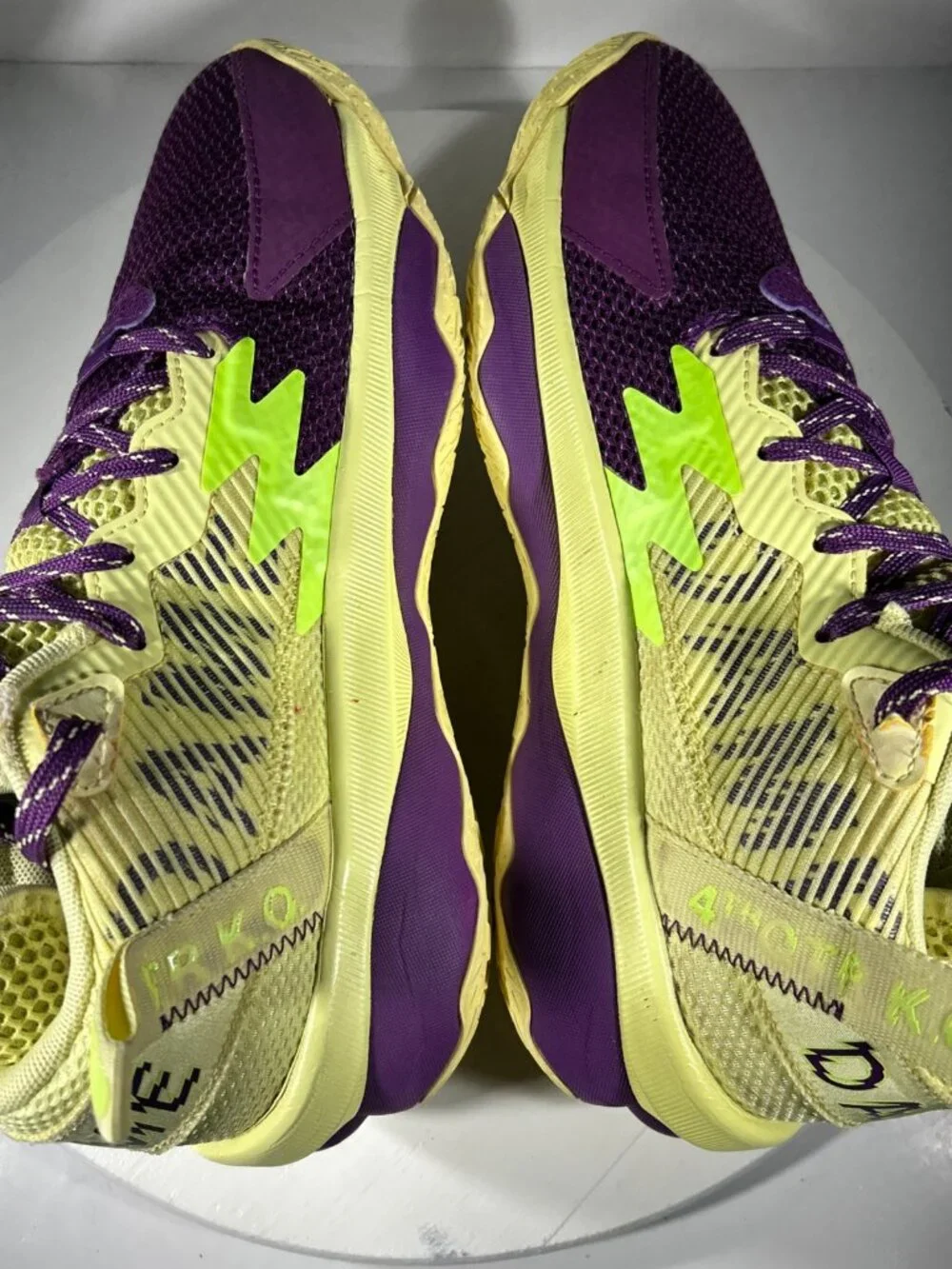 Adidas Dame 8 Dame Time Basketball Shoes Mens Boys Size 6 Purple Yellow Sneakers